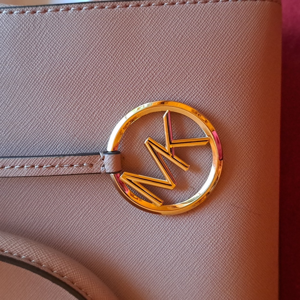 Michael Kors Soft Fawn Pink  Sachel/Crossbody NEW - Picture 15 of 16